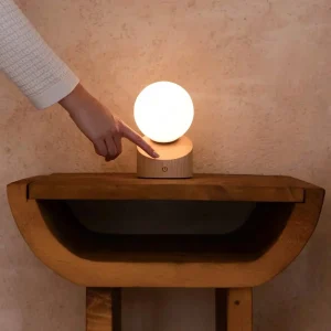 Morris Oplaadbare Tafellamp Hout | Draadloos & Dimbaar met Matglas