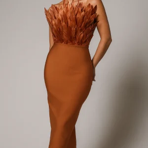 Strapless midi-jurk voor dames met verenversiering